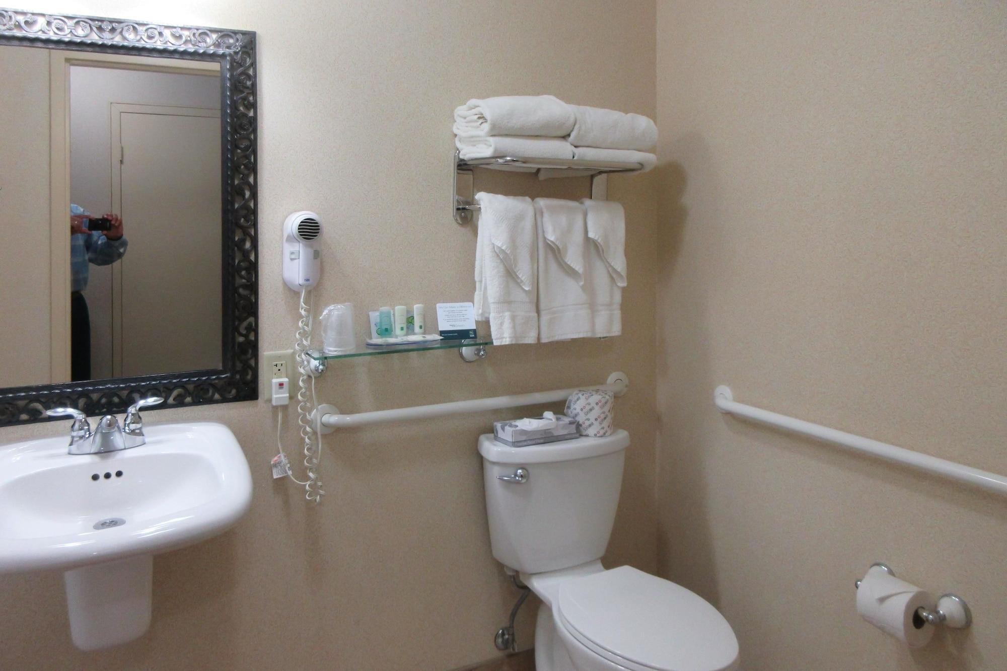 Quality Inn Oneonta Cooperstown Area Luaran gambar